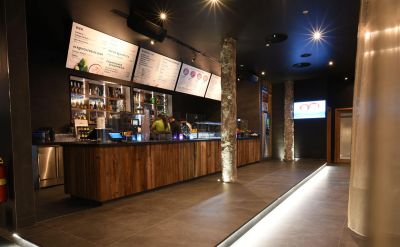 Bar mit Erfrischungen in der Hygge Sauna im Rulantica