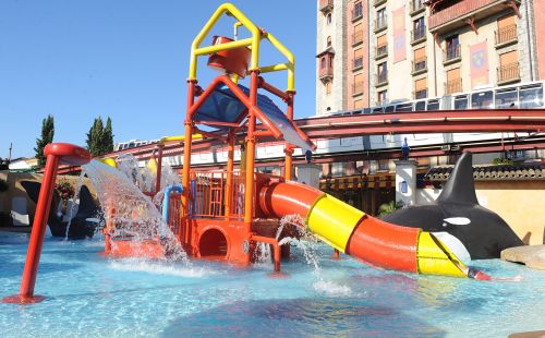 „Pueblo del Agua“ im Burghotel „Castillo Alcazar“