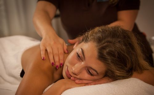 Entspannende Ganzkörpermassage