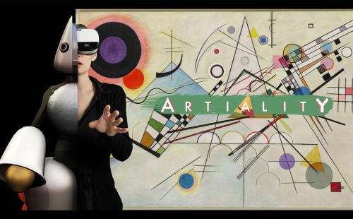 Das Logo der YULLBE Experience Artiality auf buntem Hintergrund, links daneben eine Frau, die eine VR Brille trägt