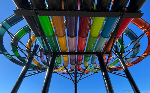 Neuer Rutschenturm "Nordiskturn" von unten