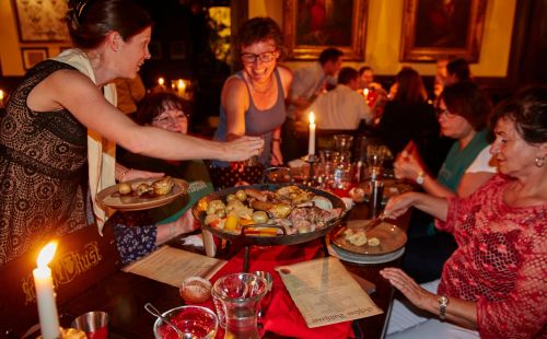 Confertainment - Alemannisches Rittermahl Teaser