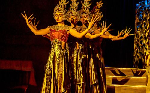 Confertainment - Malam Indonesia Teaser