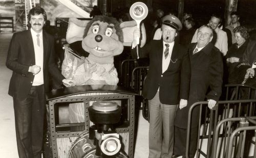 Opening van de nieuwe attractie “Grottenblitz” met Roland Mack, Franz Mack, Euromaus en vele gasten.