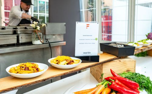 Geniet van een avond in restaurant Don Quichotte.