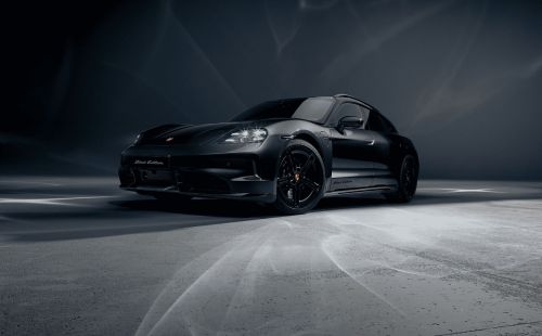 Porsche Taycan St in schwarz