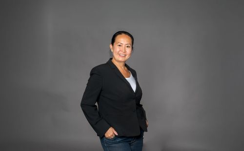 Portret van Kim Nguyen – MICE‑manager binnen de Confertainment‑afdeling van het Europa‑Park Resort.