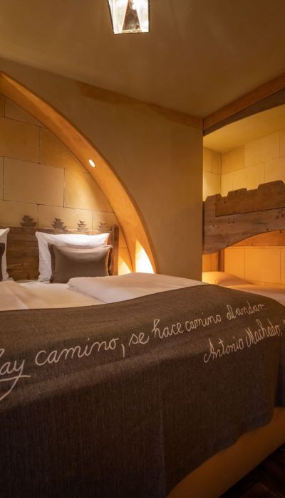 Standardzimmer Plus Hotel Castillo Alcazar Doppel - und Hochbett