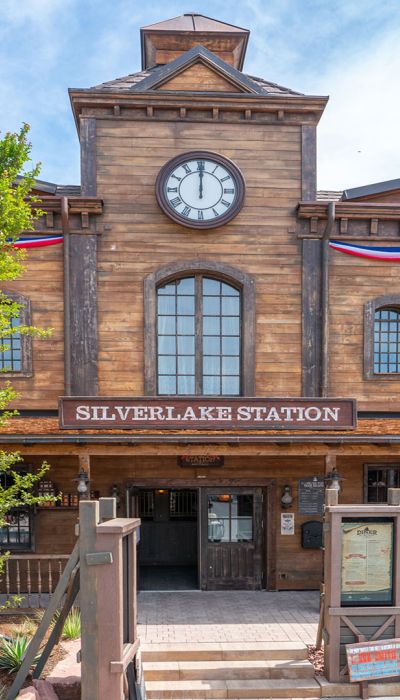 Außenansicht der Diner Station
