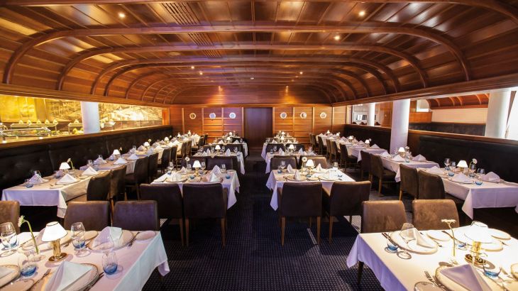 Restaurant Captain’s Finest