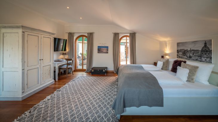 Schlafzimmer VIP-Präsidenten Suite Roma - Bella Vista im Hotel Colosseo