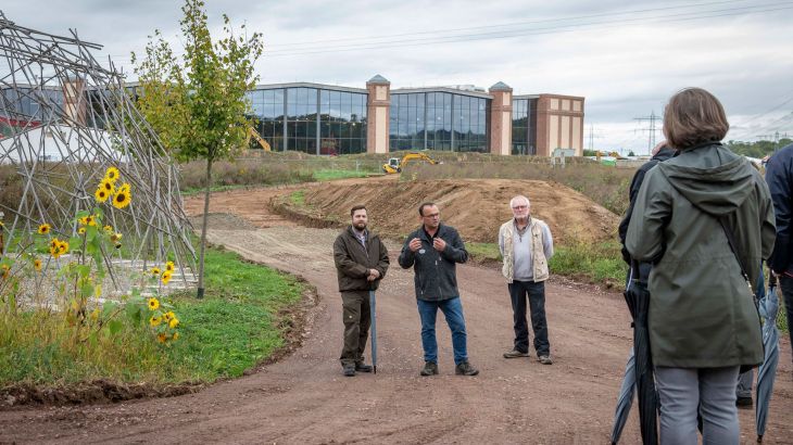 Bienenstöcke vor Rulantica