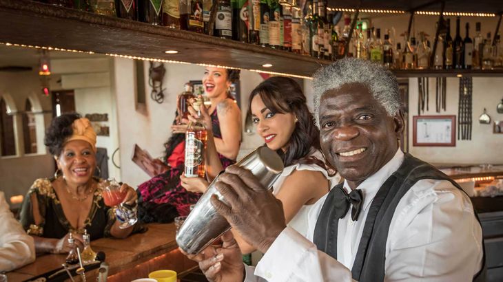 Barkeeper im Buena Vista Club