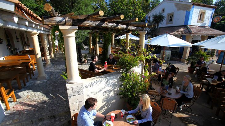 Casa Atlântica Paar im Sommer