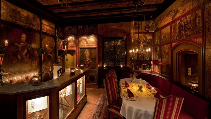 confertainment restaurant schloss balthasar 2 europa-park