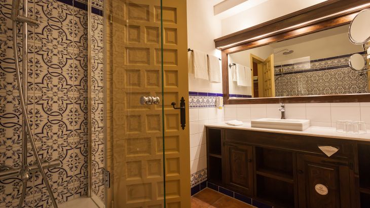 Deluxe-Zimmer Hotel El Andaluz Badezimmer