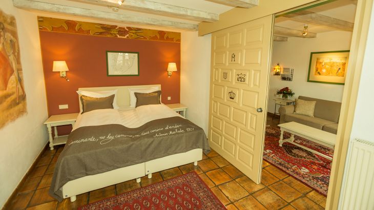 Deluxe-Zimmer Hotel El Andaluz Schlafzimmer mit Doppelbett