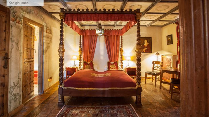 Präsidentensuite Hotel Castillo Alcazar Schlafzimmer mit Doppelbett