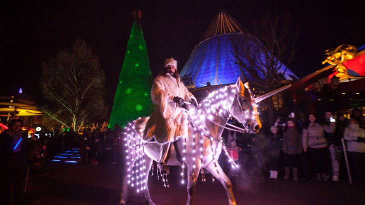 Winter Starlight Parade (Europa-Park Show) Ritter