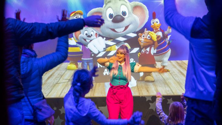 Show in den JUNIOR CLUB Studios