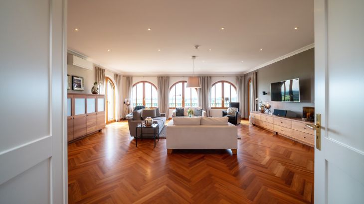 Wohnzimmer der VIP Penthouse Suite