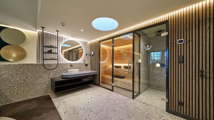 Premium Penthouse Suite Sauna