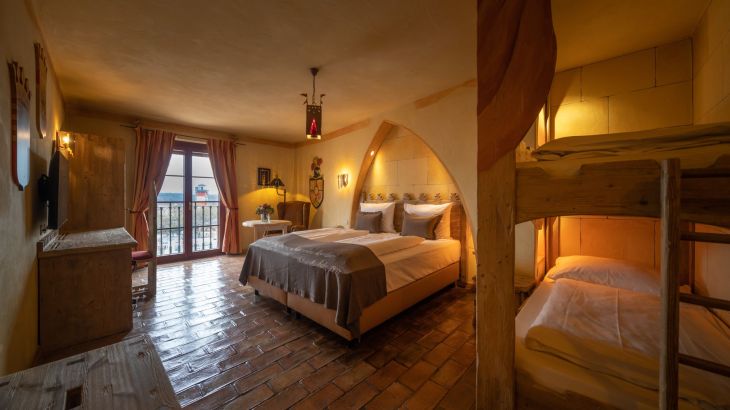 Standardzimmer Hotel Castillo Alcazar Doppel- und Hochbett