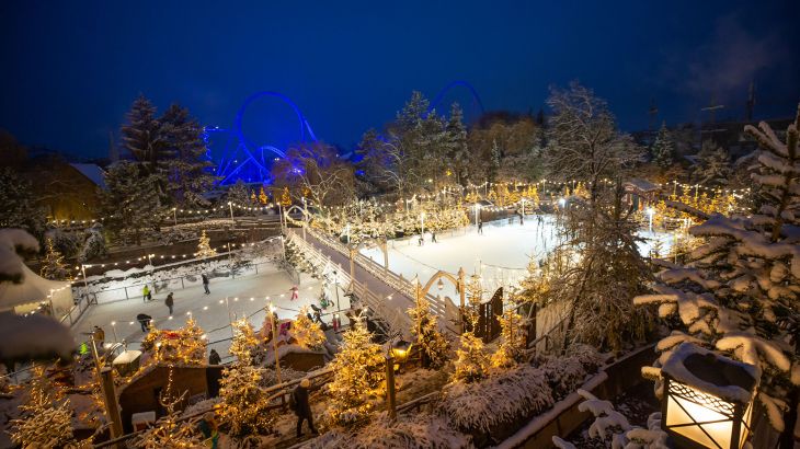 Eislauffläche im Nordischen Dorf