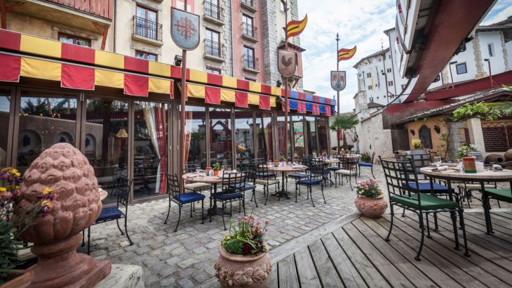 Confertainment - Restaurant Turnierzelt