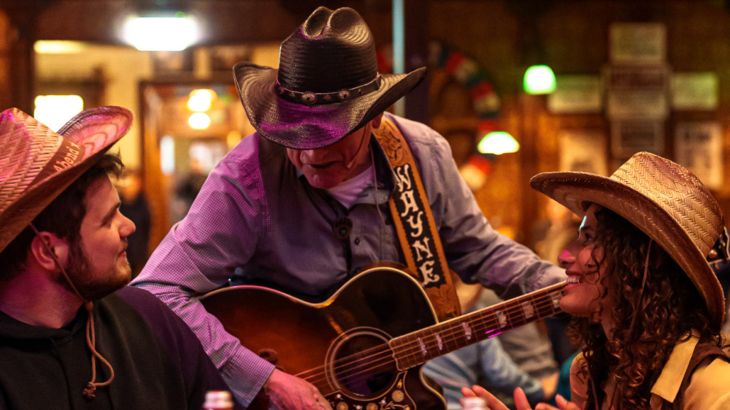 Live Musik beim Western-Abend im Silver Lake Saloon