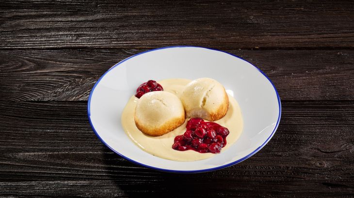 Dampfnudeln Vanillesauce Kirschen