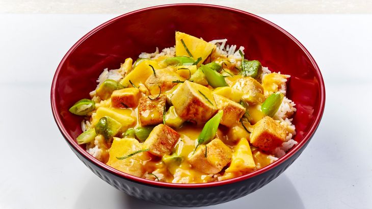 Veggi Mapo Tofu mit Basmatireis und Kokos-Ananas Ragout
