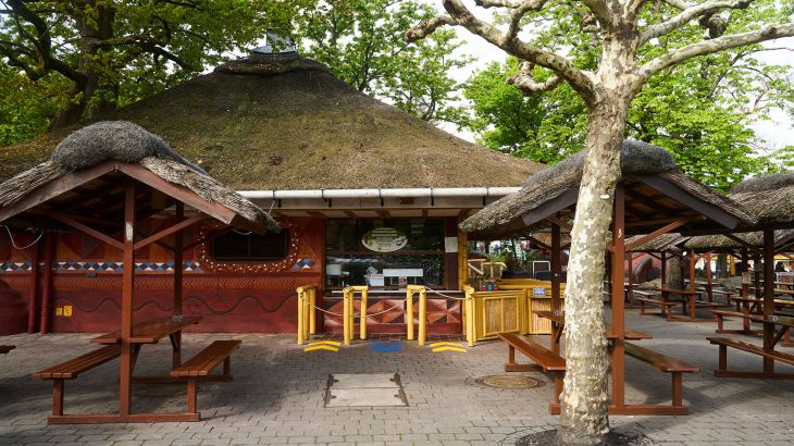 Adventure Food Station von der Seite