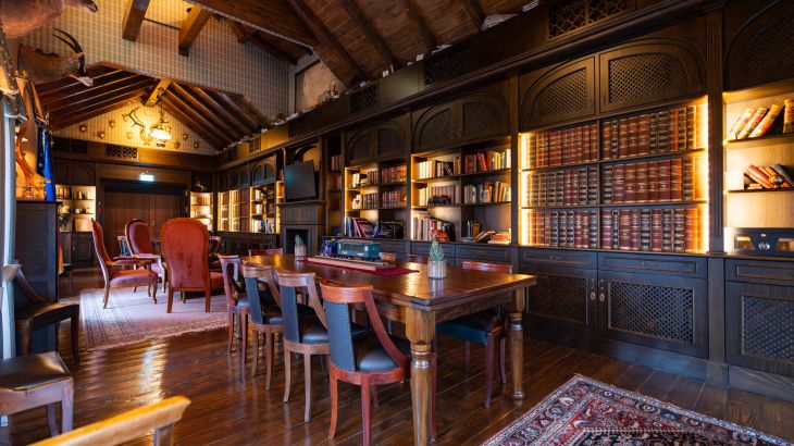 Governor’s Office – Franz Mack: Tagen mit Charakter in Silver Lake City