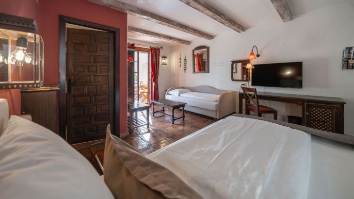 Komfort-Zimmer Hotel El Andaluz Dreibett Zimmer