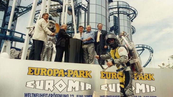 Startschuss für eine galaktische Weltneuheit – die Achterbahn Euro-Mir