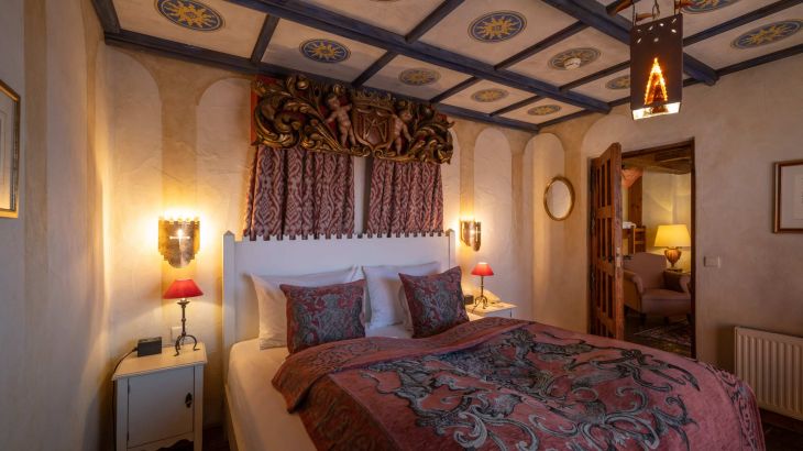 Themensuite Hotel Castillo Alcazar Schlafzimmer
