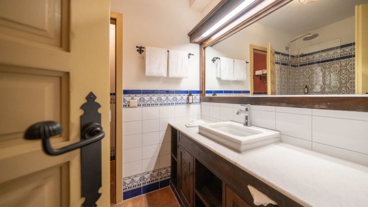 Deluxe-Zimmer Hotel El Andaluz Badezimmer