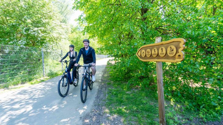 Fahrrad fahren in der Nähe des Europa-Park