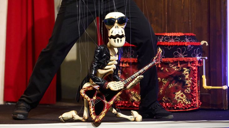Knochenklang – Das Puppen-Grusical