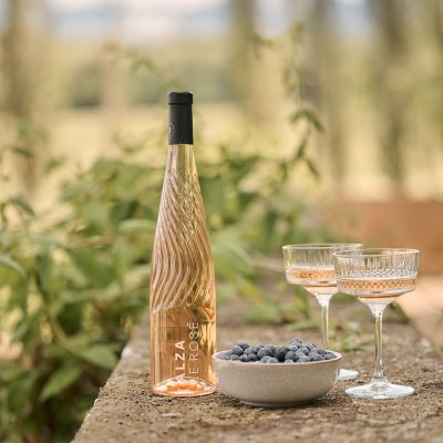 ALZA Le Vin Getränkestand