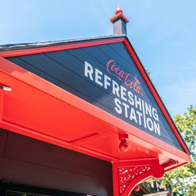 Coca-Cola Refreshing Station an der Bobbahn