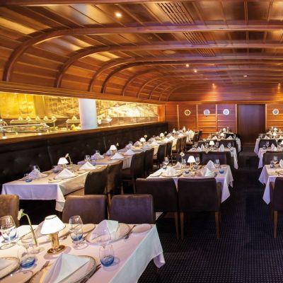 Restaurant Captain’s Finest