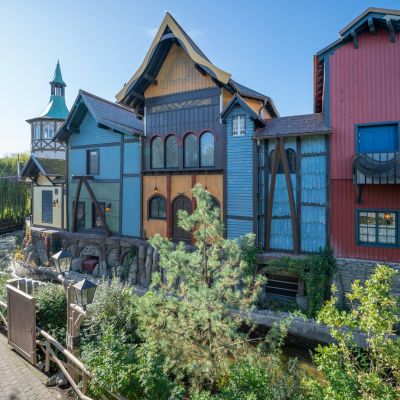 Die bunten Fassaden des Skandinavischen Themenbereichs