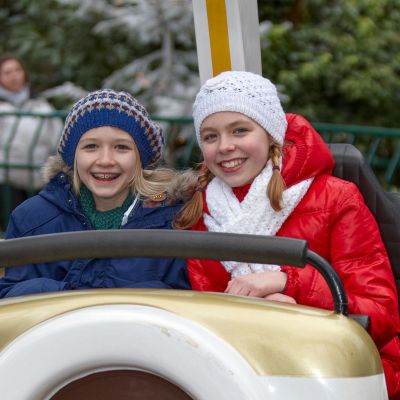 Kinder im Jungfrau Gletscherflieger