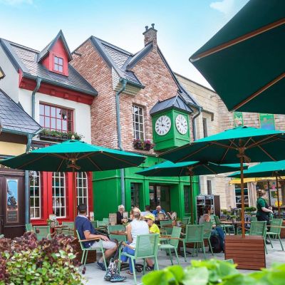 The O'Mackay's Café and Pub