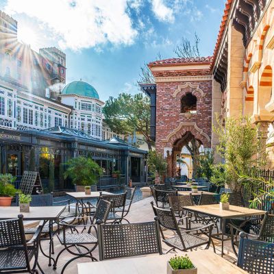 Themenbereich Spanien mit neuer Außenterasse