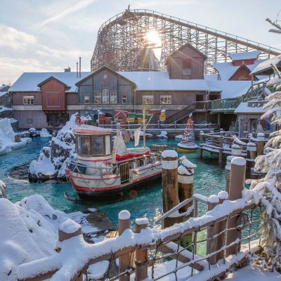 Die Attraktion Whale Adventures im Themenbereich Island während der Wintersaison.