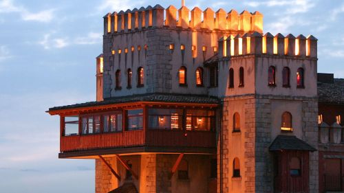 Hotel Castillo Alcazar in der Dämmerung