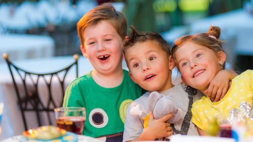 Geburtstag Kinder Lachen